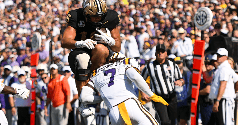 LSU's lowest PFF Grades speak volumes on notable starters (Photo: © Steve Roberts-Imagn Images)